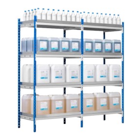 Estantería industrial con cubetos de retención para líquidos