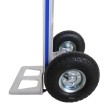 Zoom a las ruedas de la Carretilla de aluminio con pala fija 200 kg Ruedas neumáticas Zoom a las ruedas de la Carretilla de aluminio con pala fija 200 kg Ruedas neumáticas