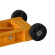Zoom sobre las ruedas del desenrollador de carretes de 3000 kg